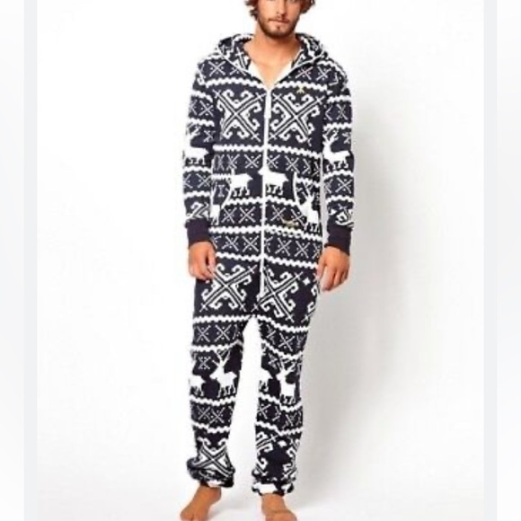 Onepiece Holiday Reindeer Onsie NWOT - Picture 1 of 16